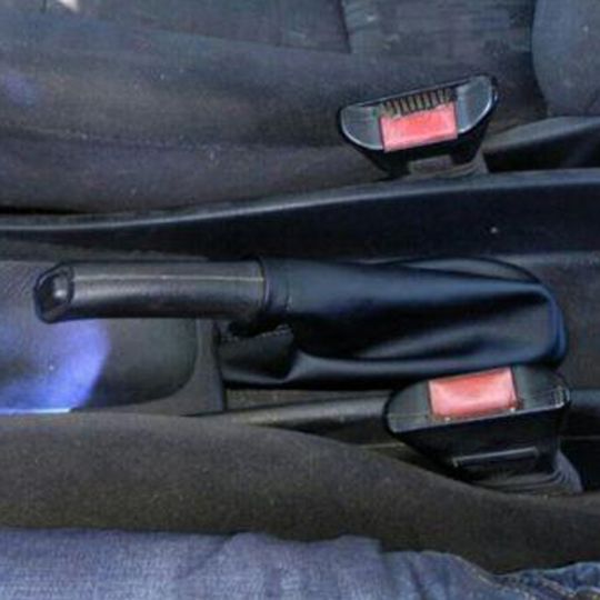 Orticar Чехол ручника Chevrolet Aveo (T250) '05-11 (Черный кожзам) Orticar Чехол ручника Chevrolet Aveo (T250) '05-11 (Черный кожзам)