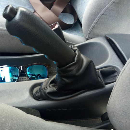 Orticar Чехол ручника Daewoo Nubira I '97-99 (Черный кожзам)