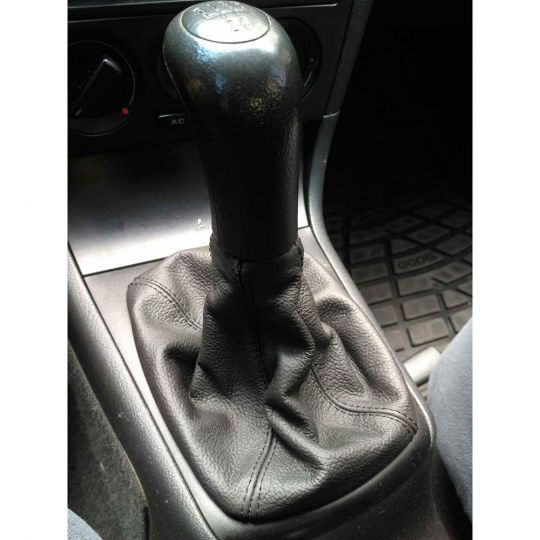 Чехол ручки КПП Skoda Octavia I '96-10 (Кожа) Чехол ручки КПП Skoda Octavia I '96-10 (Кожа)