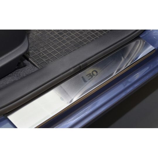 NataNiko Накладки на пороги для Hyundai i30 (GD) '11-16 5d (Premium к-кт 4 шт.) NataNiko Накладки на пороги для Hyundai i30 (GD) '11-16 5d (Premium к-кт 4 шт.)