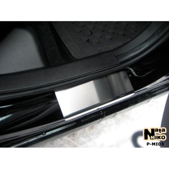 NataNiko Накладки на пороги для Mitsubishi Colt VI '04-08 хэтчбек 5d (Premium+carbon к-кт 4 шт.) NataNiko Накладки на пороги для Mitsubishi Colt VI '04-08 хэтчбек 5d (Premium+carbon к-кт 4 шт.)