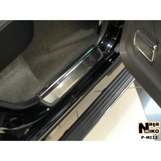 NataNiko Накладки на пороги для Mitsubishi Pajero Sport I '04-08 (Premium к-кт 4 шт.)