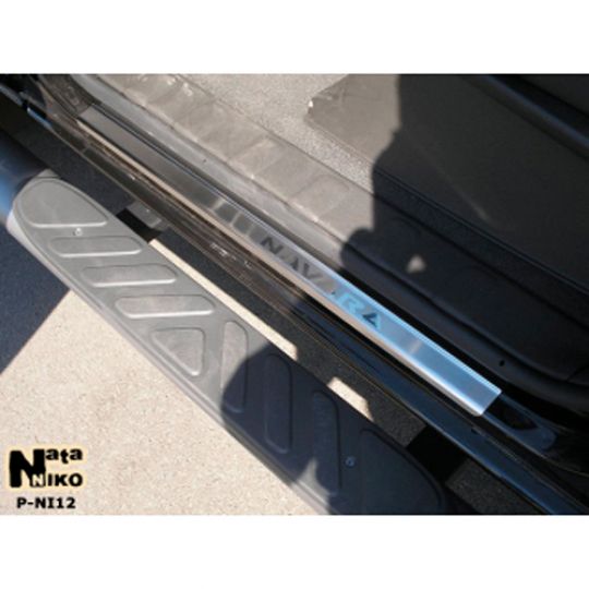 NataNiko Накладки на пороги для Nissan Navara III (D40) '05-14 (Premium к-кт 4 шт.)