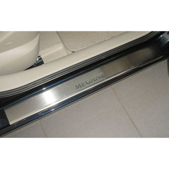 NataNiko Накладки на пороги для Renault Megane II 5D '02-09 (Standart к-кт 4 шт.) NataNiko Накладки на пороги для Renault Megane II 5D '02-09 (Standart к-кт 4 шт.)