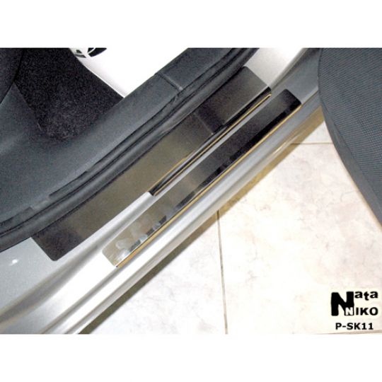 NataNiko Накладки на пороги для Skoda Octavia III '13- (Standart к-кт 8 шт.) NataNiko Накладки на пороги для Skoda Octavia III '13- (Standart к-кт 8 шт.)