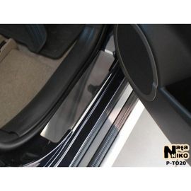 NataNiko Накладки на пороги для Toyota RAV4 III '05-12 (Premium+carbon к-кт 4 шт.)