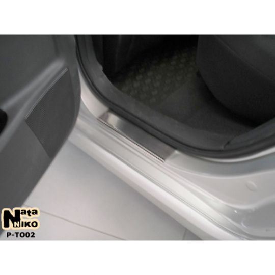 NataNiko Накладки на пороги для Toyota Auris I '07-12 хэтчбек 5d (Standart к-кт 4 шт.)