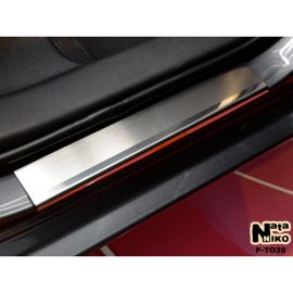 NataNiko Накладки на пороги для Toyota Corolla (E16/E17) '12- (Premium к-кт 4 шт.)