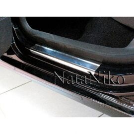 NataNiko Накладки на пороги для Volkswagen Polo IV '01-09 5d (Premium+carbon к-кт 4 шт.)
