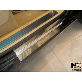 NataNiko Накладки на пороги для Volkswagen Touareg I '02-10 (Premium к-кт 4 шт.)