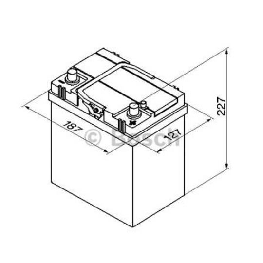 Автомобильный аккумулятор BOSCH (S4018) 40Ач Автомобильный аккумулятор BOSCH (S4018) 40Ач