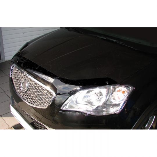 SIM SsangYong Actyon '11-13 Дефлектор капота "мухобойка" (темный) SIM SsangYong Actyon '11-13 Дефлектор капота "мухобойка" (темный)