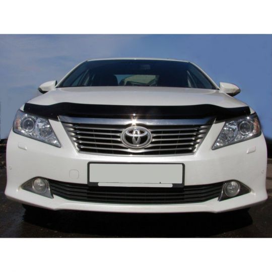SIM Toyota Camry (XV50) '11-14 Дефлектор капота "мухобойка" (темный) SIM Toyota Camry (XV50) '11-14 Дефлектор капота "мухобойка" (темный)