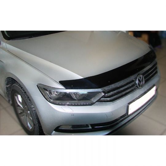 SIM Volkswagen Passat B8 '14- Дефлектор капота "мухобойка" (темный)