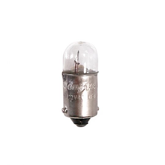 GOODYEAR Лампа накаливания автомобильная T4W 12V 4W BA9s (блистер: 2 шт.) GOODYEAR Лампа накаливания автомобильная T4W 12V 4W BA9s (блистер: 2 шт.)